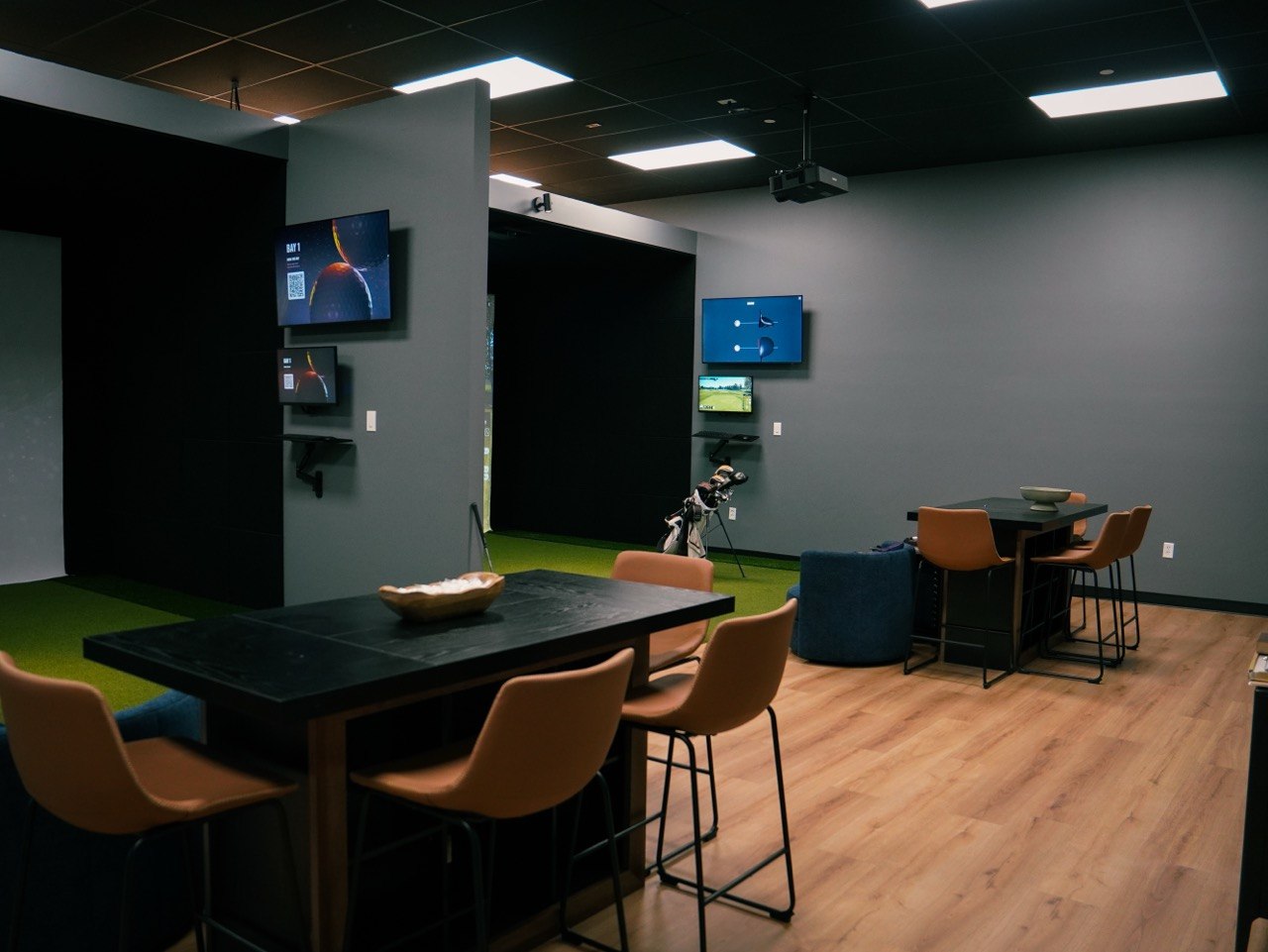 The Players Lounge bays and lounge area
